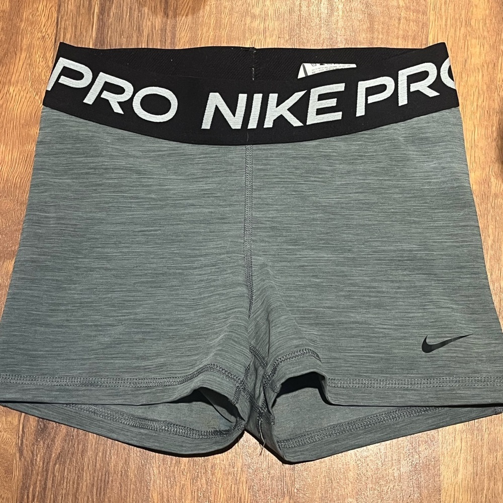 Nike Pro 3” Women’s Shorts